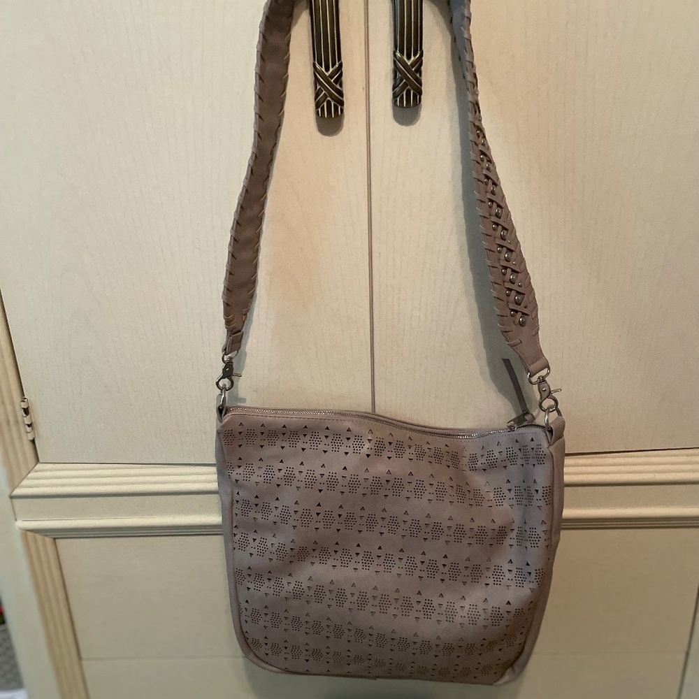 Fashion shoulder bag with guitar strap